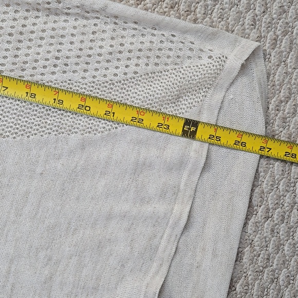 Lululemon Linen Still Movement Beige Shirt Sweater Size 10 - Picture 7 of 9